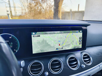 Mercedes-Benz E trieda Sedan 300 4MATIC A/T odpočet DPH - 17
