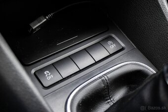 Volkswagen Golf Variant 1.6 TDI, 77kW (2011) - 17