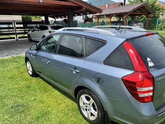 Kia Cee'd SW 1.6 2009  93kw - 17