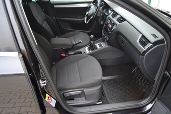 ŠKODA OCTAVIA III COMBI 2.0 TDI, BIXENÓNY, ŤAŽNÉ, TEMPOMAT - 17