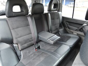 Mitsubishi Pajero 3,2 Di-D Aut. 4x4 Kůže 7.míst ČR 2006 - 17