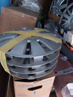 Puklice R14 na Fiat,puklice kusovky - 17