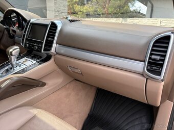 Porsche Cayenne S 4.8 Tiptronic S - 17