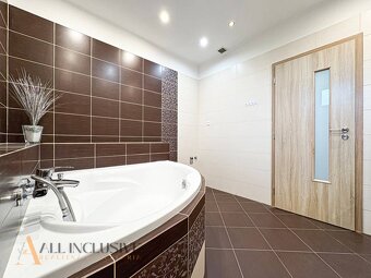 ALL INCLUSIVE | NA PREDAJ ÚTULNÝ RODINNÝ DOM S JAZEROM, HORN - 17