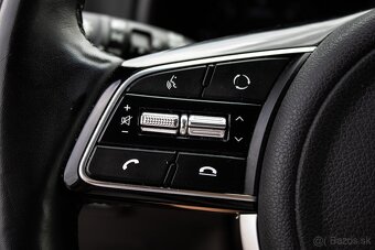 Kia Sportage 2.0 CRDi + 48V (Mild Hybrid) V ZÁRUKE - 17