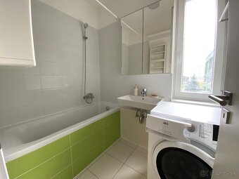 Prenájom  krásny 3 izbový byt  novostavba MAMAPAPA BA IV - 17