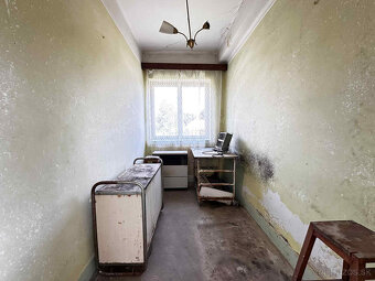 Na predaj starší rodinný dom  s  veľkým pozemkom v obci Duna - 17