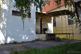 HOLÍČ na predaj budova v blízkosti centra mesta - 17