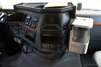 Volvo FH 540 hákový nosič kontajnerov - 17