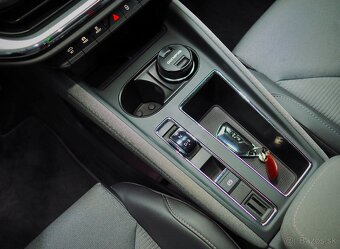 ENYAQ iV 180HP LOFT- ODPOČET: 21056€ NETT- BIELA PERLEŤ - 17