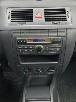 Škoda Fabia Sedan 1.2 - 47 KW - M5 - 17