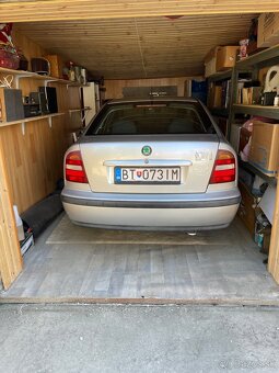 Škoda Octavia 1,6 benzín - 17