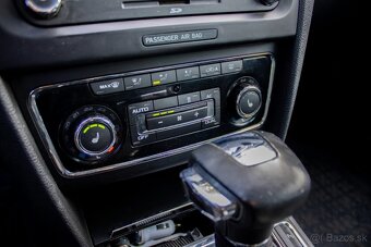 Škoda Superb Combi 2.0 TDI CR AJ NA SPLÁTKY / PROTIÚČET / - 17