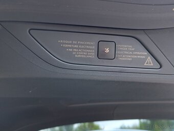 Citroen Grand C4 Picasso,7miestny,Parorama,top stav a výbava - 17