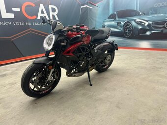 MV Agusta Dragster 800R 1. maj DPH 1980km - 17