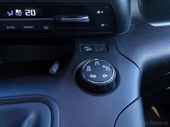 Opel Combo Life 1.5 CDTI Elegance XL 1. MAJITEL, TOP STAV - 17