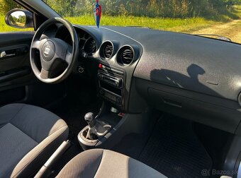 Seat Ibiza 1.2 benzín - 17