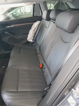 Skoda Superb 4 combi 2,0TDI 110 kw L&K - 17