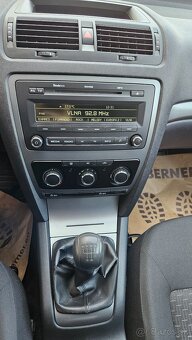 Škoda Octavia 1.6 TDI CR DPF Ambiente ICE - 17