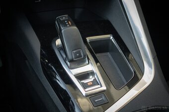 Peugeot 5008 1.2 PureTech 130 E6d-ISC Allure EAT8 - 17