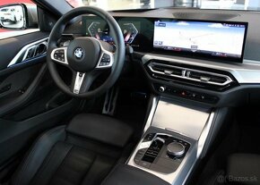 BMW Řada 4 M440i Coupe DAP/360/HarKar benzín automat - 17