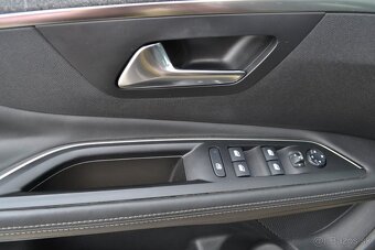 Peugeot 3008 1.6 BlueHDi 120 S&S Allure EAT6 - 17
