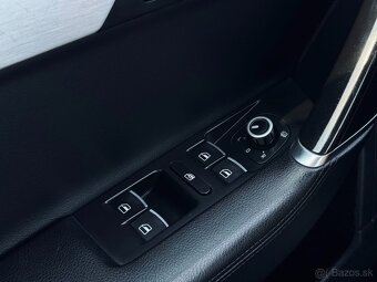 Volkswagen Passat Alltrack - 17