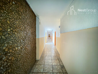 NA PRENÁJOM UBYTOVŇA, PARKOVANIE PRE 20 ÁUT, SKLADY, ŠOPORŇA - 17