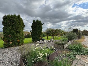 RODINNÝ DOM - ČARADICE - 17