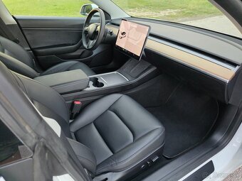 Tesla model 3 Long Range 366 kw Refresh model 2021 - 17