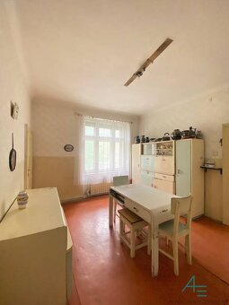 Unikátny, historický, veľký byt v centre. - 17