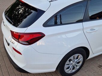Hyundai i30 1.6CRDi 85kw 3/2021 Slovenské auto - 17
