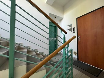 | Kancelárske priestory (90m2) na Nivách, Záhradnícka ul. BA - 17
