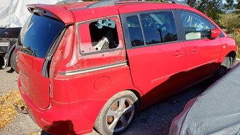 Mazda 5 2.0 81kwDiesel na diely - 17
