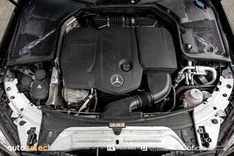 Mercedes Benz c300 de 2021 - 17