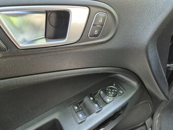 Ford EcoSport 1.5 TDCi Duratorq Titanium - 17