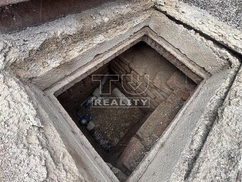 RODINNÝ DOM NA POZEMKU 881 m2 - 17