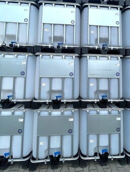 LACNÉ potravinárske IBC kontajnery 1000l biele aj čierne - 17