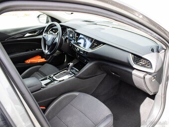 Opel Insignia ST 2.0 CDTI S&S Innovation AT8 - 17