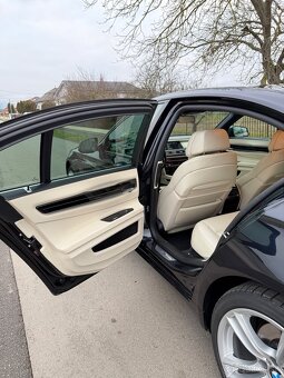 Predám BMW 740D 225kw Xdrive Mpaket INDIVIDUAL - 17