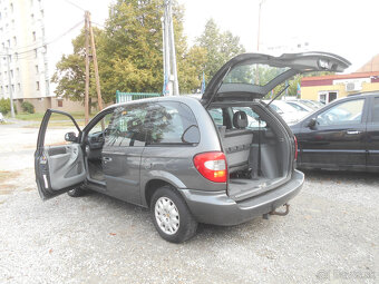 Chrysler Voyager 2.8 CRD 7Miestne - AJ NA SPLÁTKY OD39,90e - 17