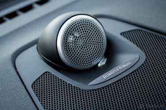 Volvo XC60 T6 Inscription 228kw 4x4 2018 / možný odpočet DPH - 17