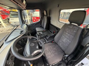 Mercedes Benz Atego 1218 hákový nosič kontajnerov - 17