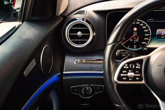 Mercedes-Benz E 220d 4Matic AMG Line / Night Paket / DPH - 17