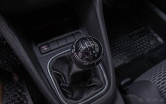 Volkswagen Golf 6 1.4 59kW M5 MODEL 2010 - 17