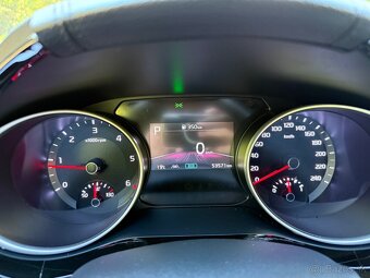 Kia Ceed SW 1.6 CRDi MHEV GT-Line A/T - 17