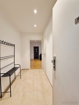 BEZ PROVÍZIE- 2 izbový byt pri Štrkoveckom jazere na Moldavs - 17