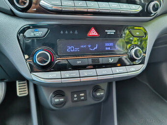 Hyundai Ioniq Electric - 17