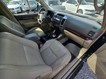 Toyota Land Cruiser 3.0 D-4D Lux+ A/T - 17