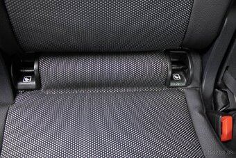 Mercedes-Benz GLB 180d A/T - 17